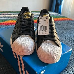 Adidas superstar w black and white womens size 8 1/2